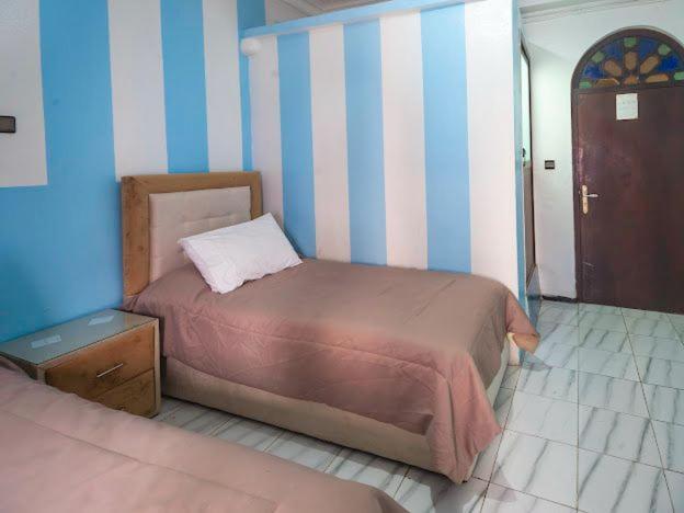 Hotel Sevilla Chefchaouen Extérieur photo