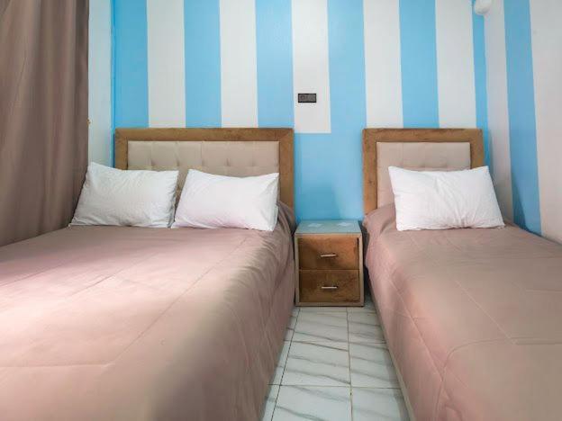 Hotel Sevilla Chefchaouen Extérieur photo